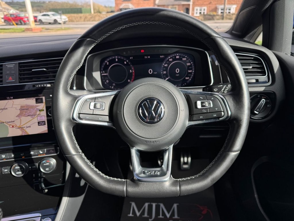 Used Volkswagen Golf 2017 for sale - 77835939: Photo 44