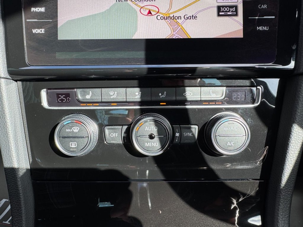 Used Volkswagen Golf 2017 for sale - 77835939: Photo 47