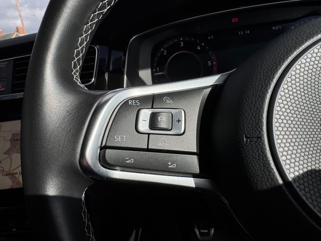 Used Volkswagen Golf 2017 for sale - 77835939: Photo 50