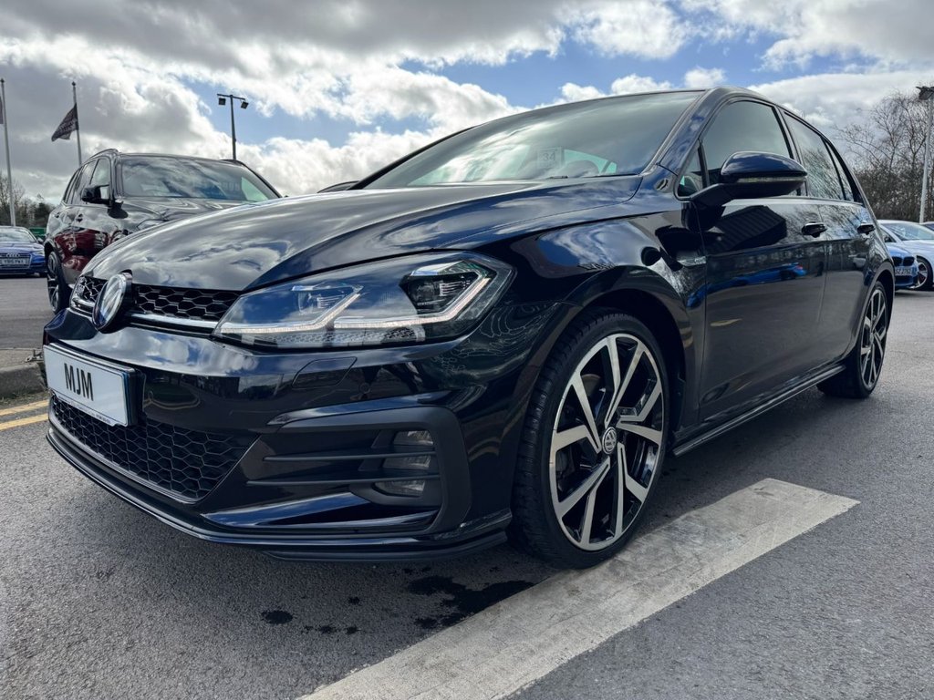 Used Volkswagen Golf 2017 for sale - 77835939: Photo 7