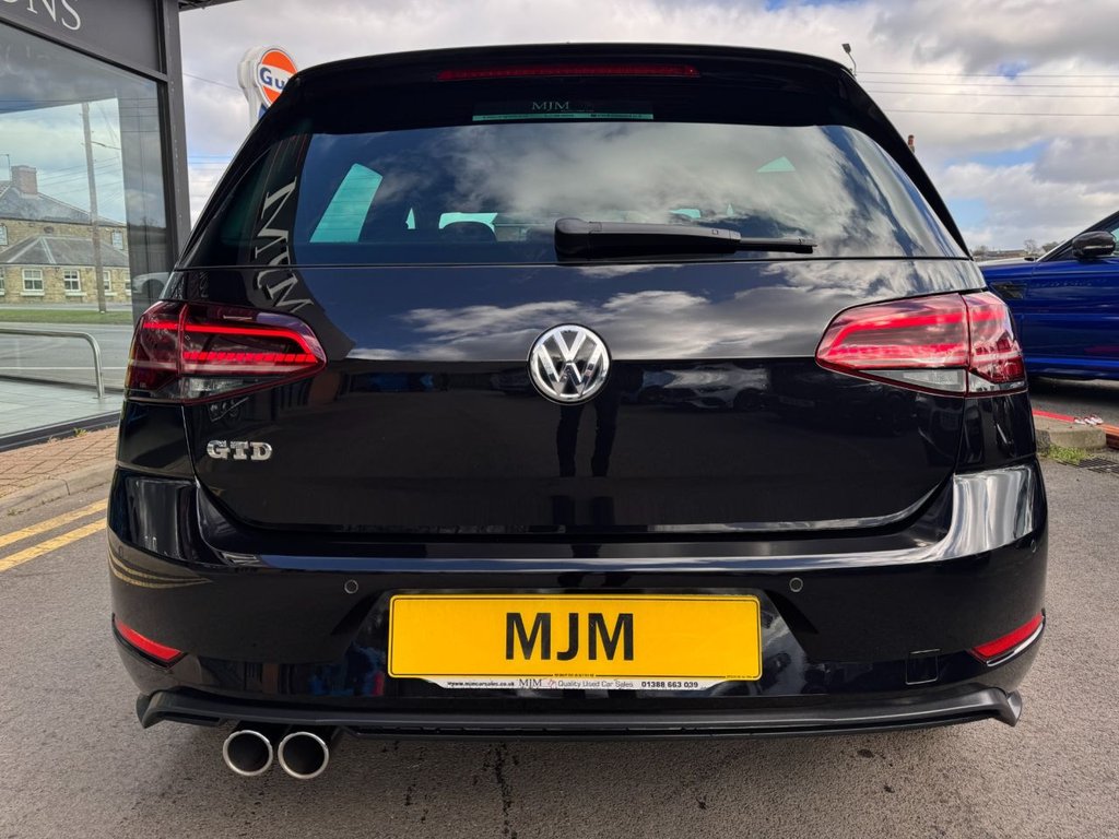 Used Volkswagen Golf 2017 for sale - 77835939: Photo 8
