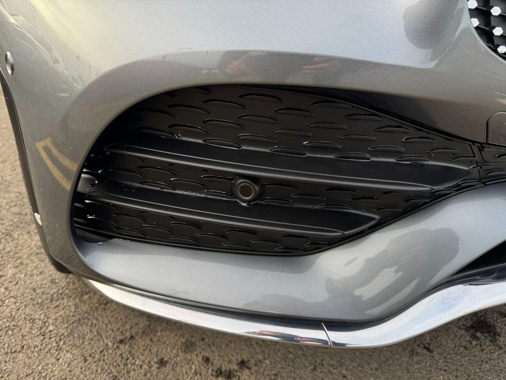 Used Mercedes-Benz GLC 2019 for sale - 76356316: Photo 17