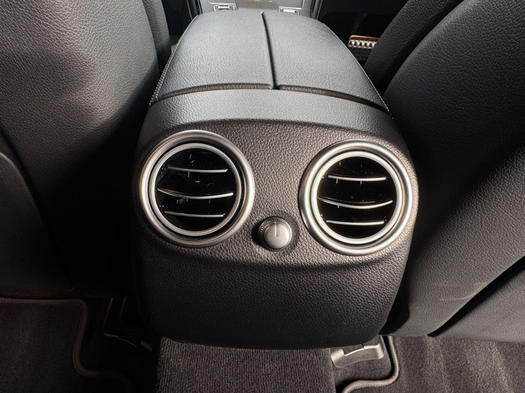 Used Mercedes-Benz GLC 2019 for sale - 76356316: Photo 40