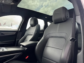 Used Jaguar F-Pace 2023 for sale - 78818517: Photo