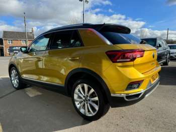 Used Volkswagen T-Roc 2021 for sale - 75037881: Photo