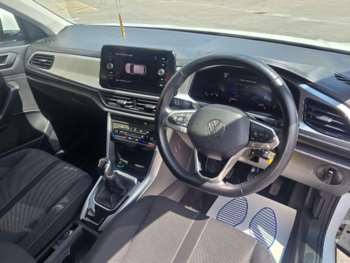 Used Volkswagen T-Roc 2022 for sale - 74667384: Photo