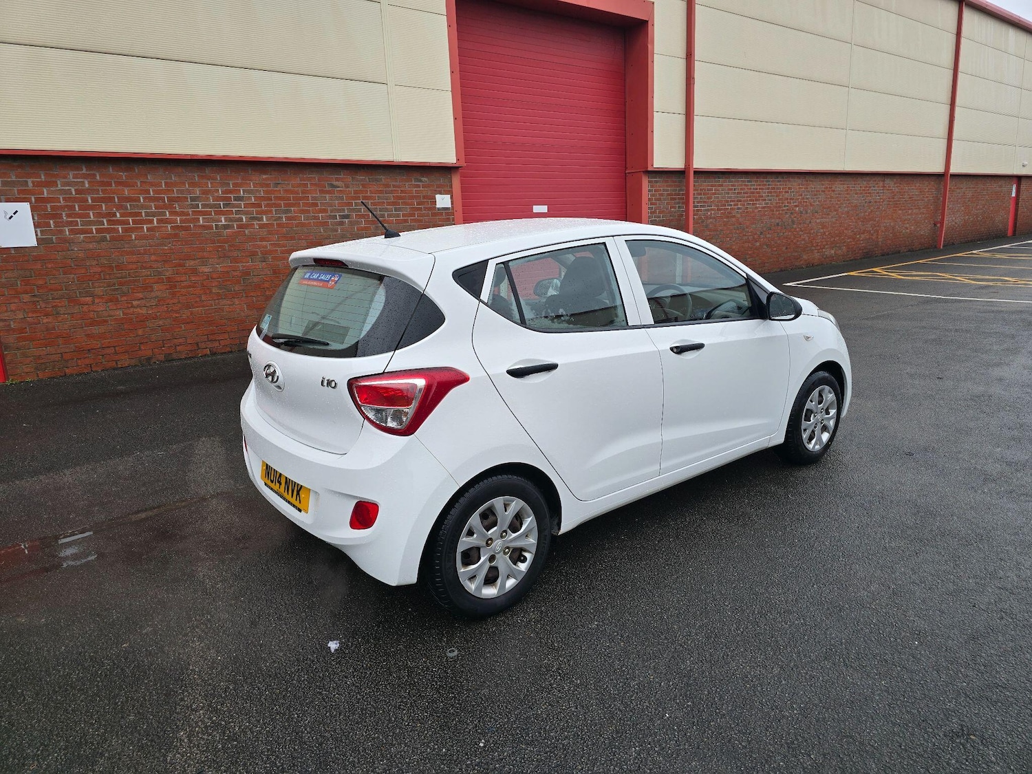 Used Hyundai i10 2014 for sale - 76866327: Photo 19