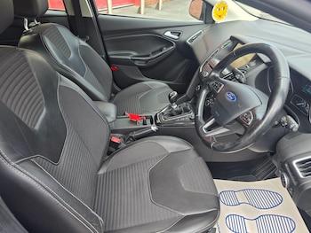 Used Ford Focus 2015 for sale - 75256888: Photo