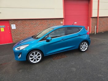 Used Ford Fiesta 2017 for sale - 79494040: Photo