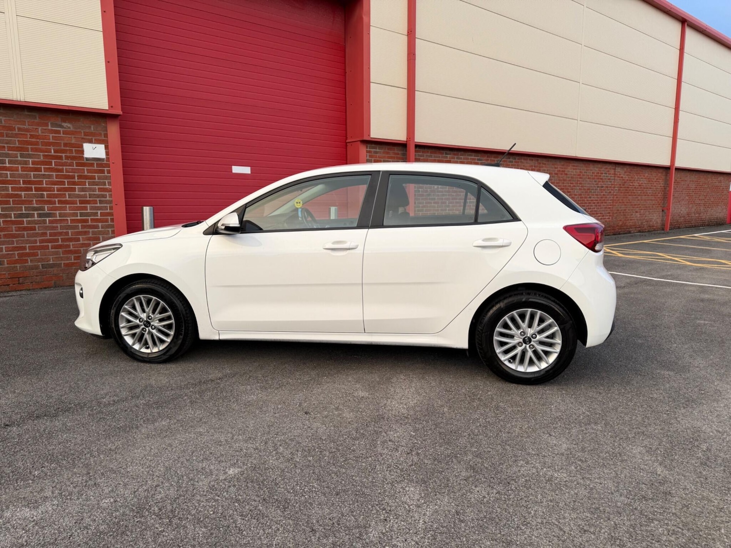 Used Kia Rio 2018 for sale - 77109121: Photo 4