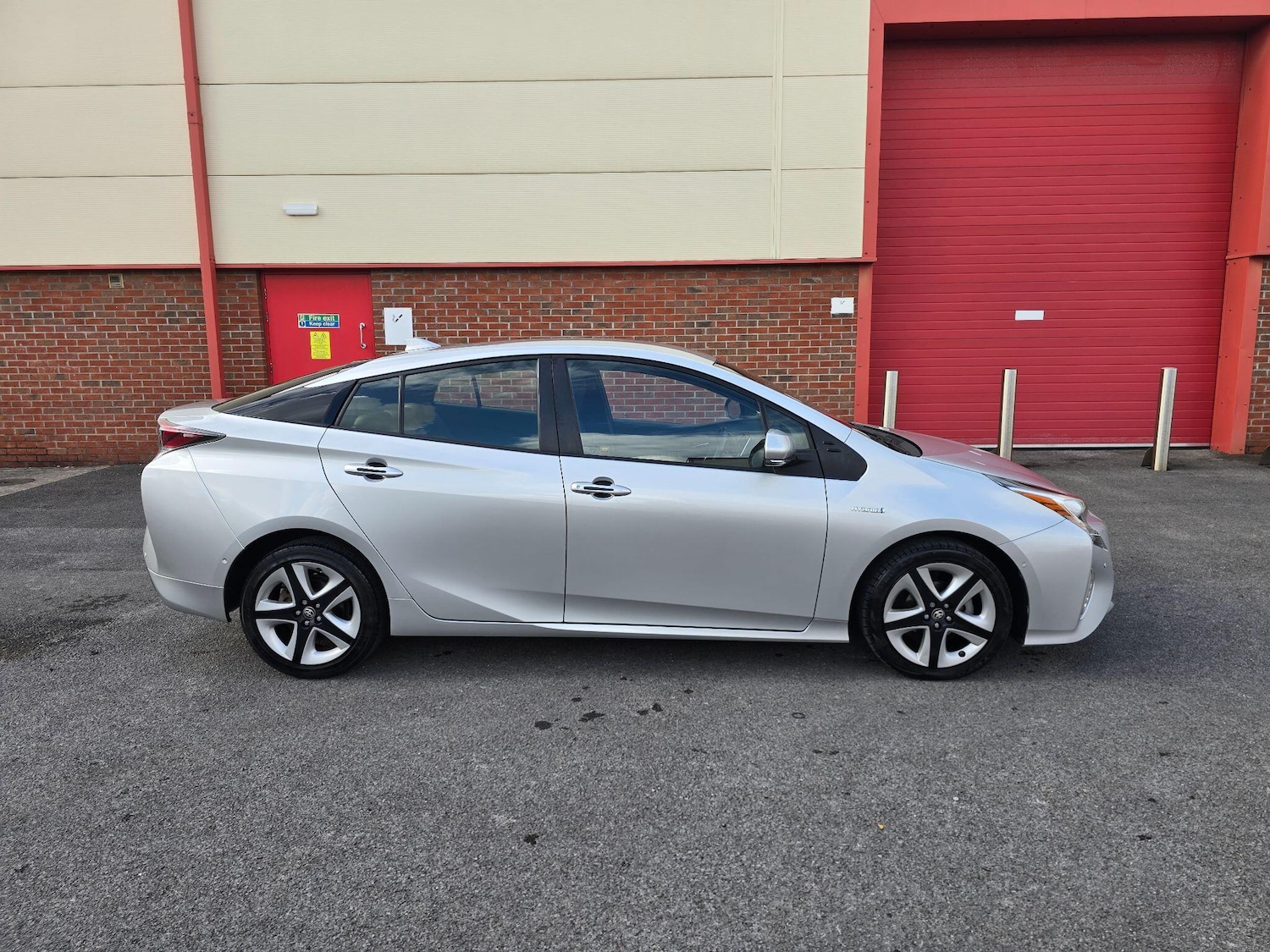 Used Toyota Prius 2018 for sale - 76336537: Photo 15