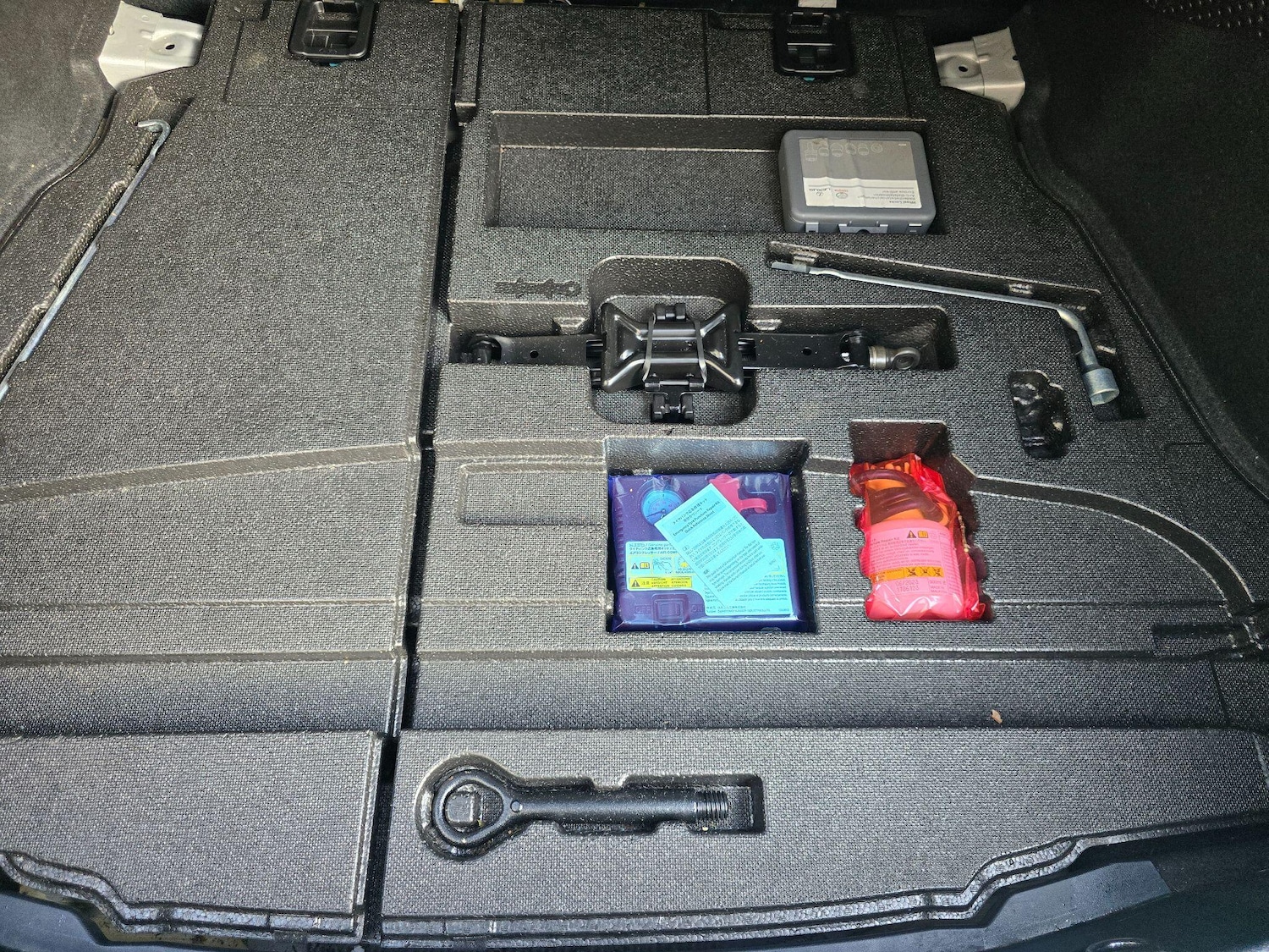 Used Toyota Prius 2018 for sale - 76336537: Photo 20