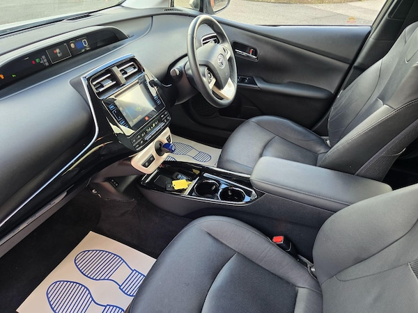 Used Toyota Prius 2018 for sale - 76336537: Photo 3