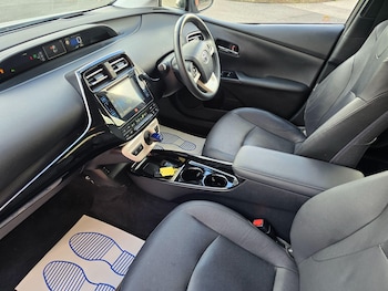 Used Toyota Prius 2018 for sale - 76336537: Photo 3