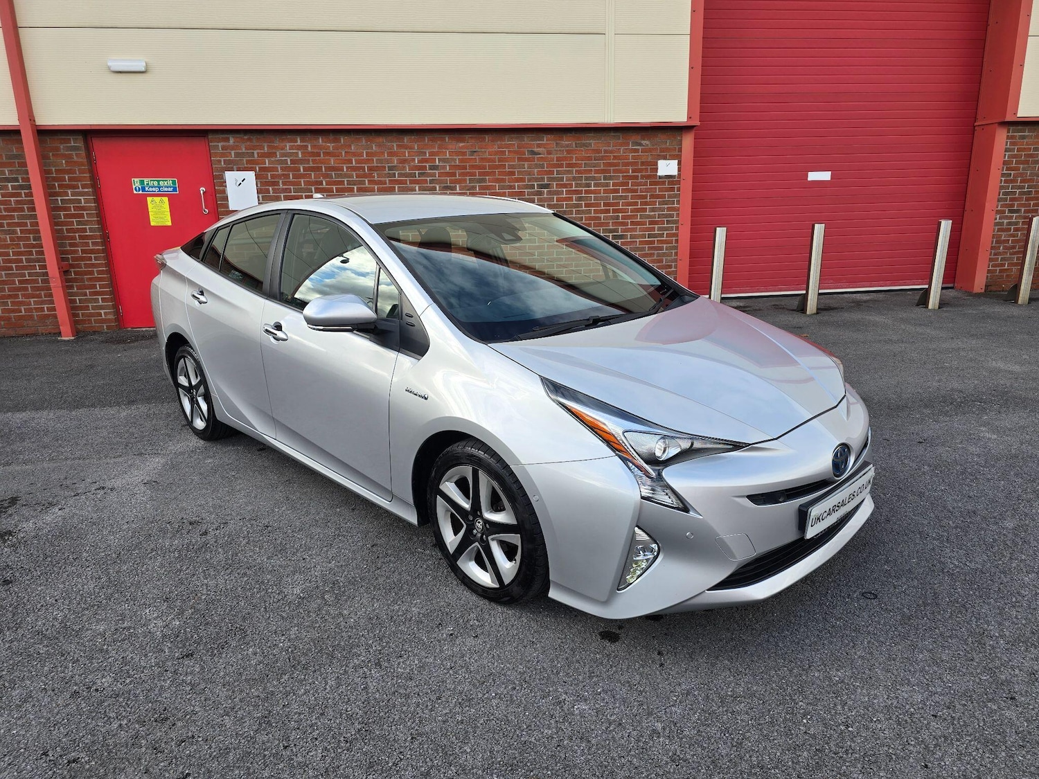 Used Toyota Prius 2018 for sale - 76336537: Photo 8