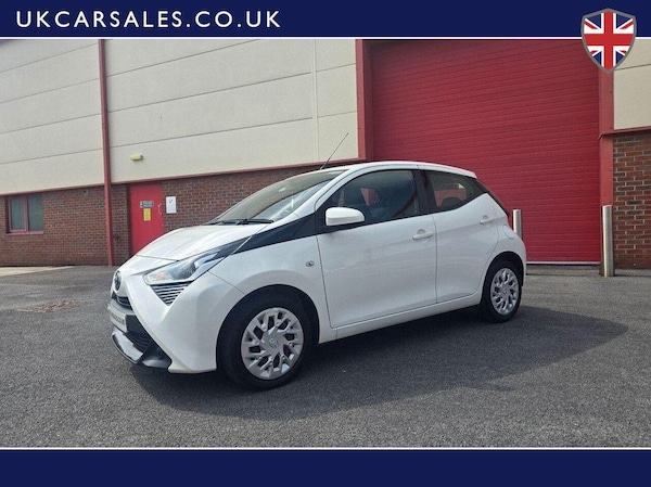 Used Toyota AYGO 2019 for sale - 74533638: Photo 1