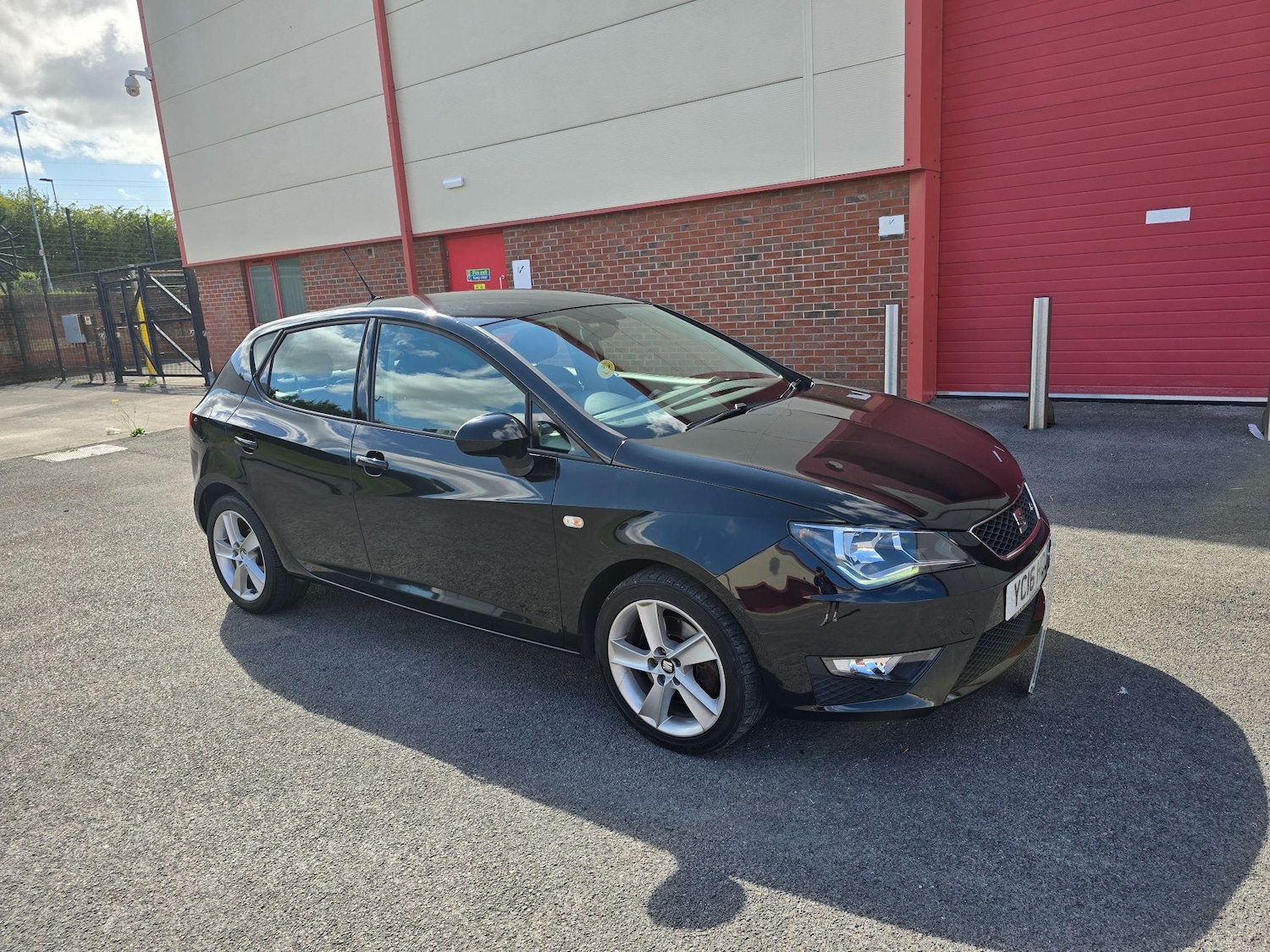 Used SEAT Ibiza 2016 for sale - 76988260: Photo 2