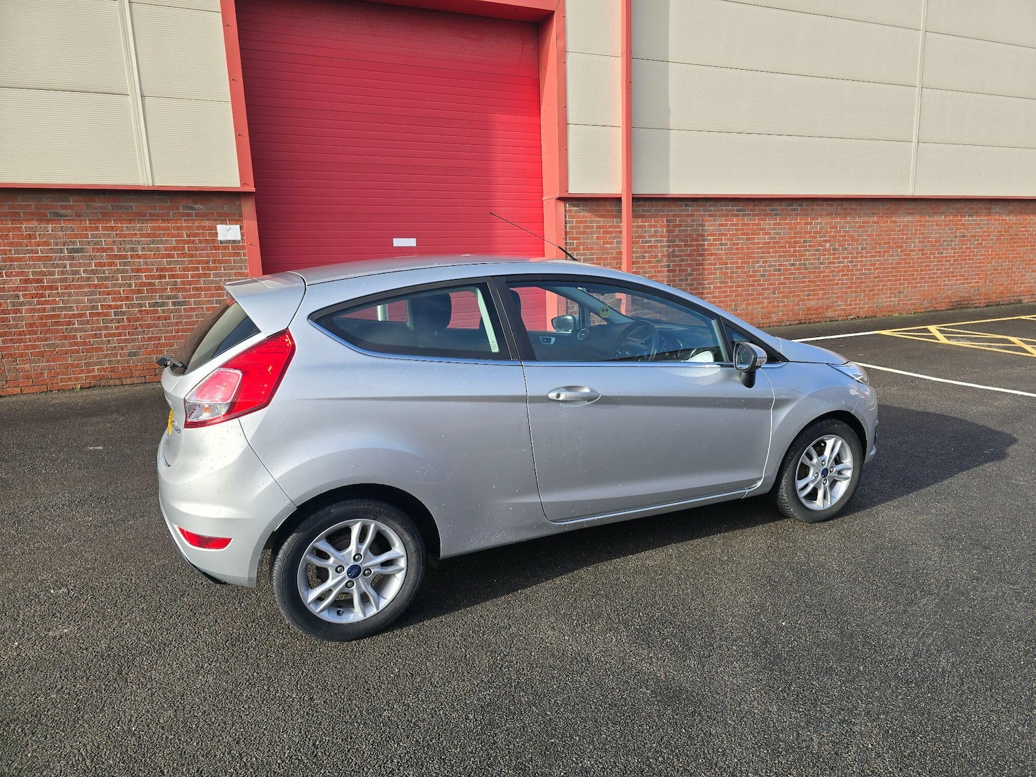 Used Ford Fiesta 2015 for sale - 77351864: Photo 22