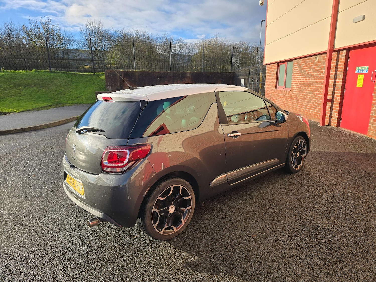 Used Citroen DS3 2013 for sale - 76689743: Photo 10