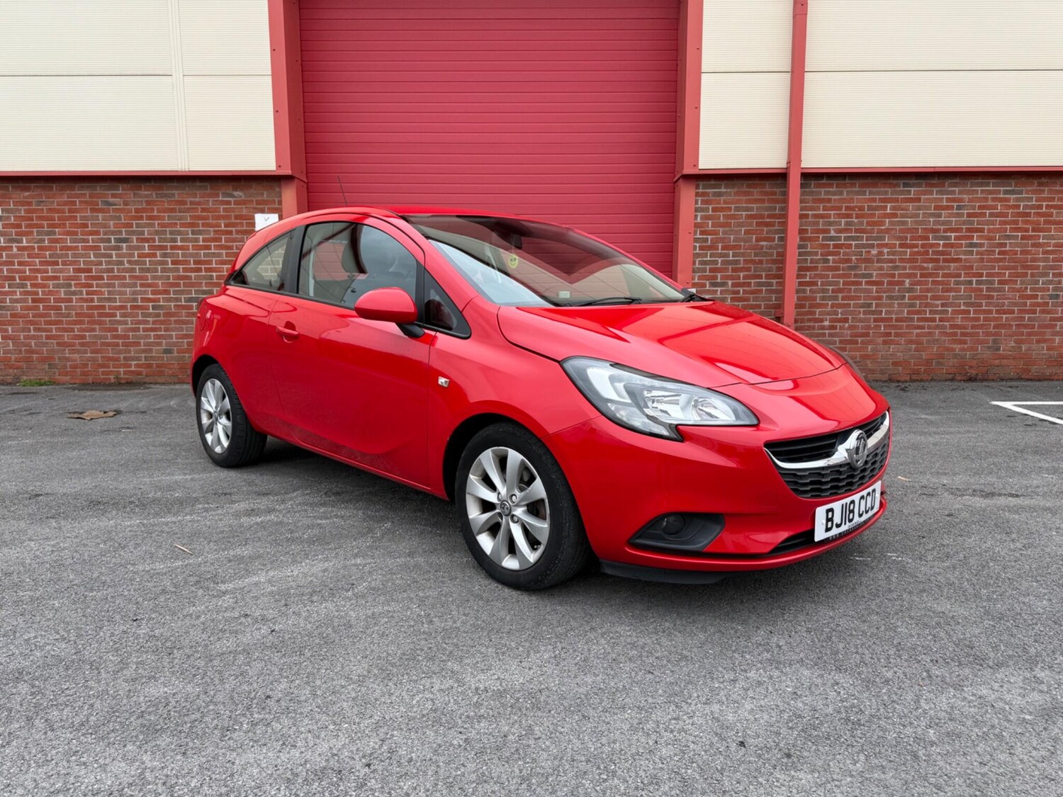 Used Vauxhall Corsa 2018 for sale - 77993160: Photo 1