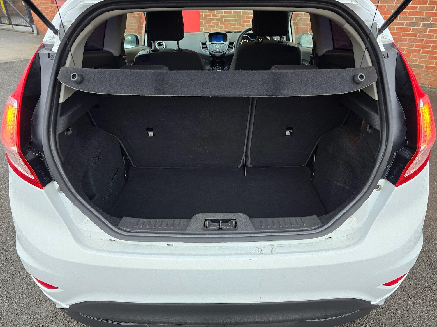 Used Ford Fiesta 2016 for sale - 77120214: Photo 11