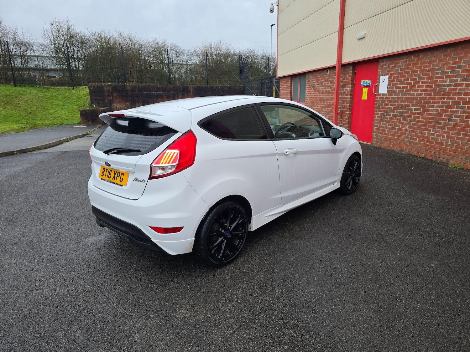 Used Ford Fiesta 2016 for sale - 77120214: Photo 14