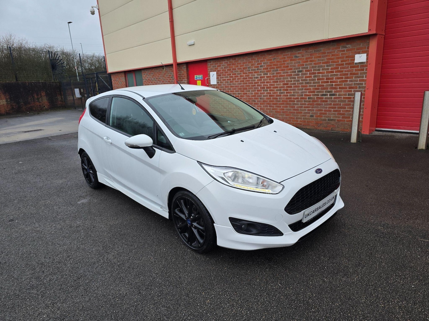Used Ford Fiesta 2016 for sale - 77120214: Photo 3