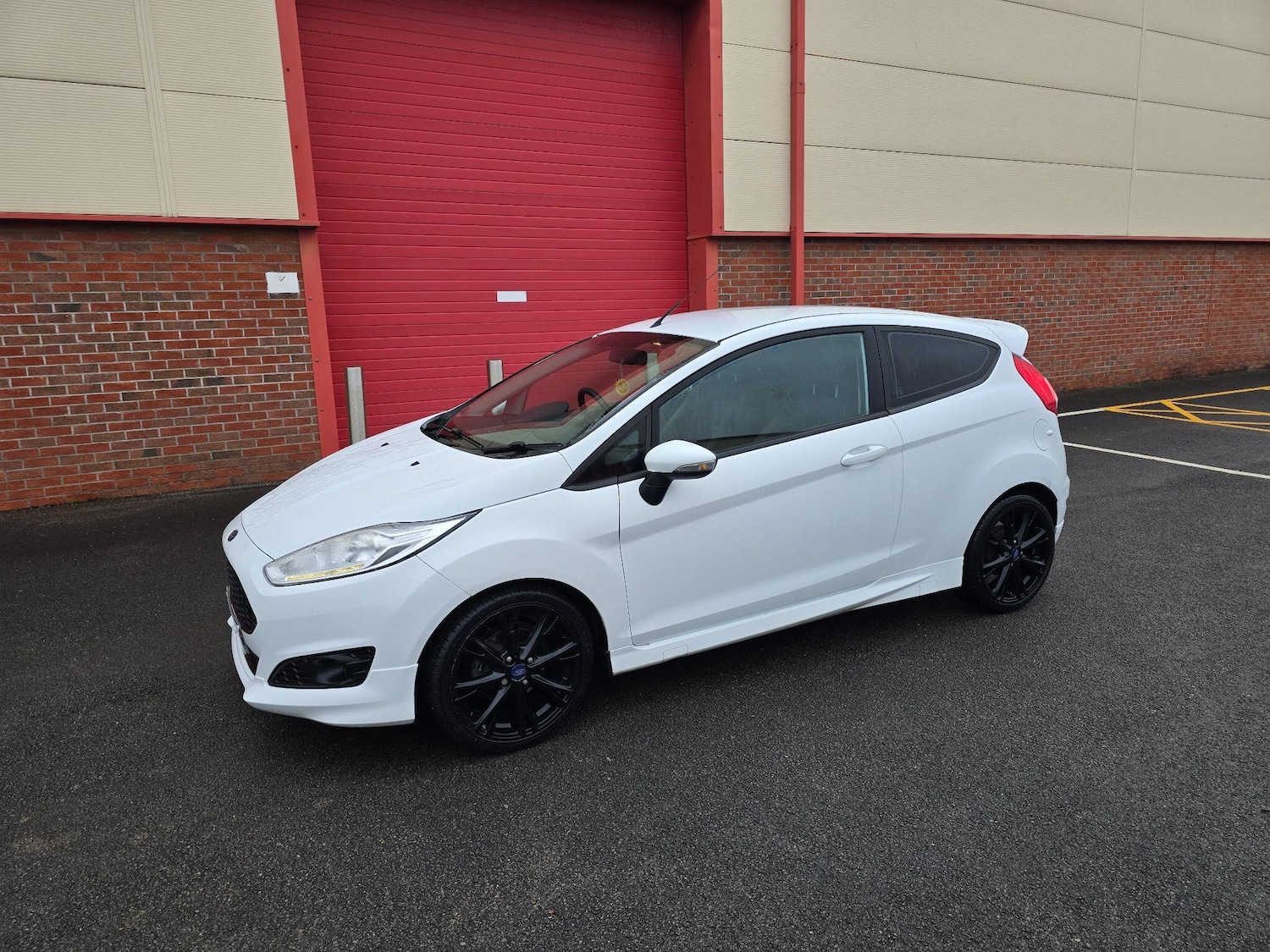 Used Ford Fiesta 2016 for sale - 77120214: Photo 6