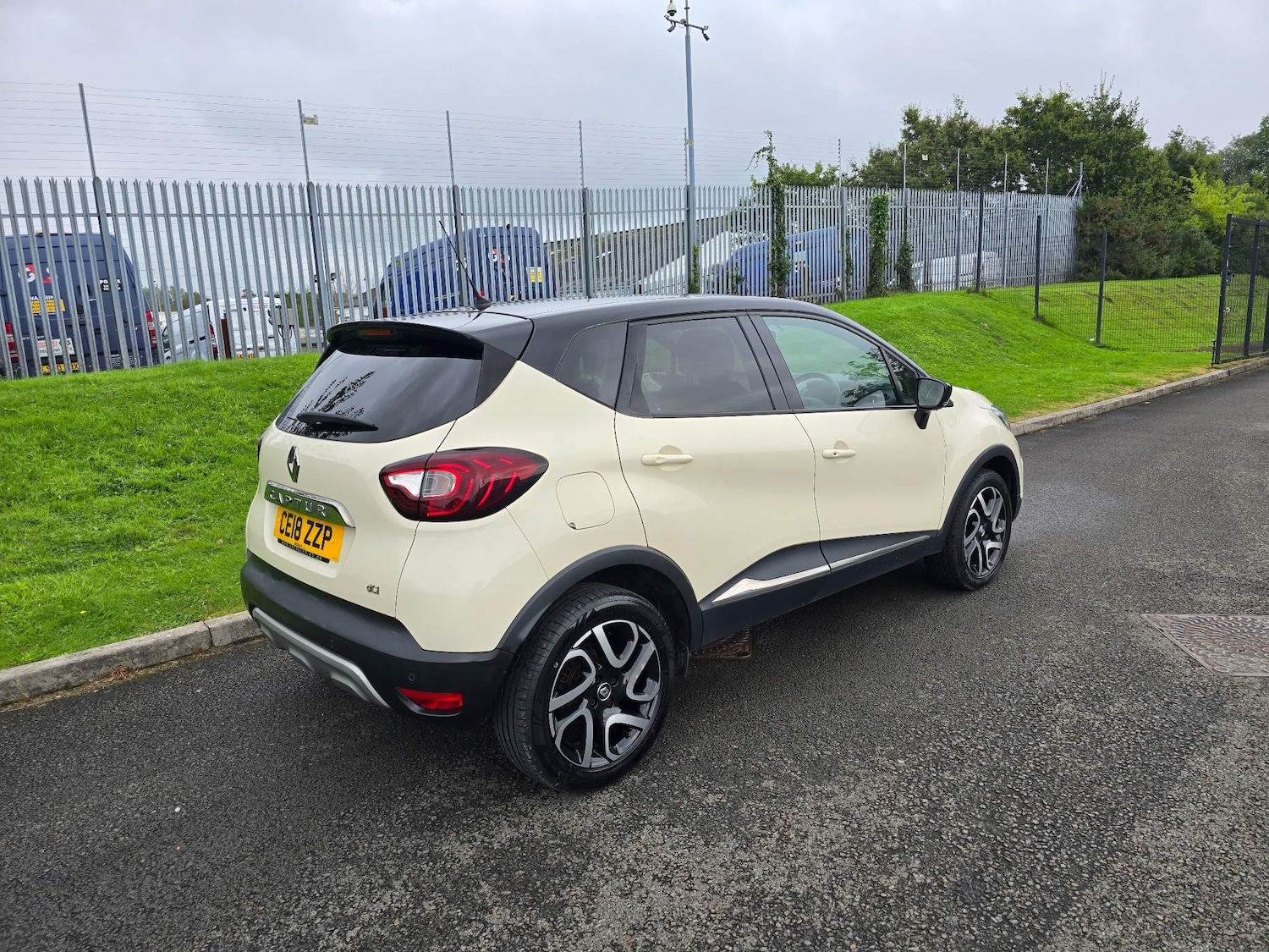 Used Renault Captur 2018 for sale - 76991741: Photo 13
