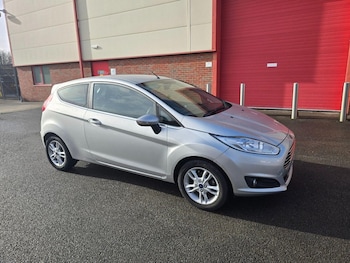 Used Ford Fiesta 2015 for sale - 78309907: Photo