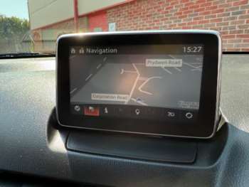 Used Mazda Mazda2 2015 for sale - 74668044: Photo