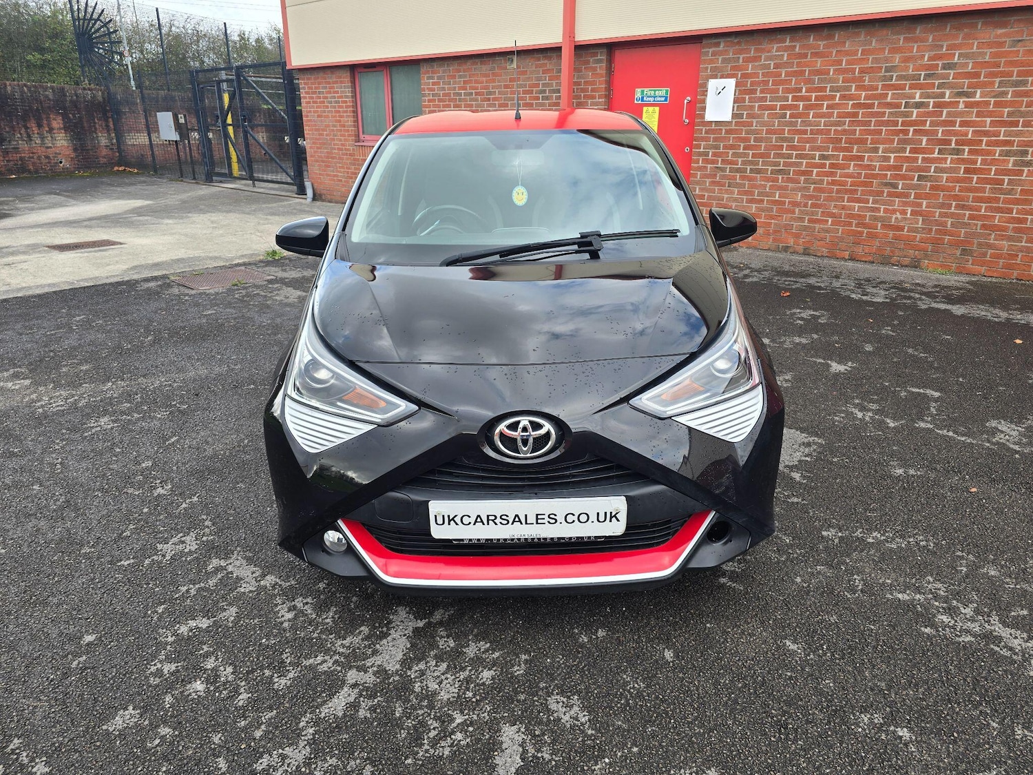 Used Toyota AYGO 2019 for sale - 76325950: Photo 4