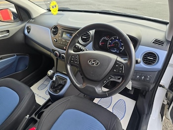 Used Hyundai i10 2015 for sale - 78309824: Photo
