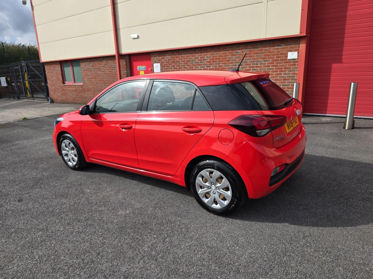 Used Hyundai i20 2018 for sale - 76988434: Photo 12