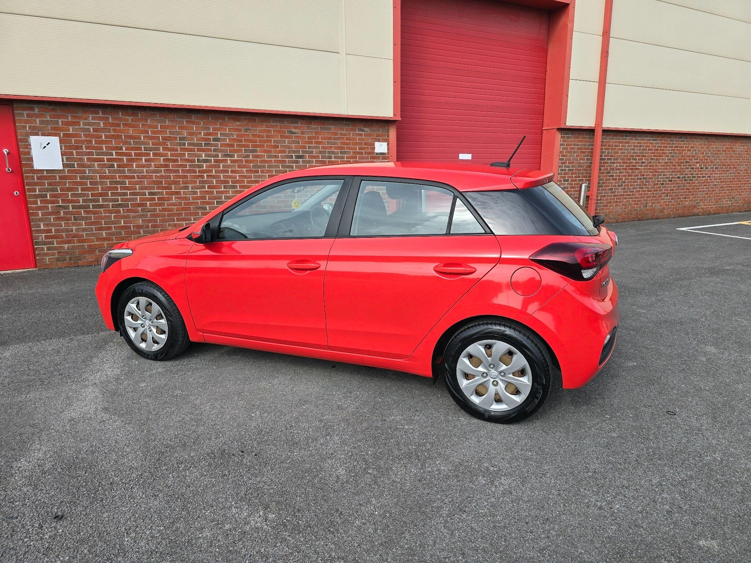 Used Hyundai i20 2018 for sale - 76988434: Photo 15