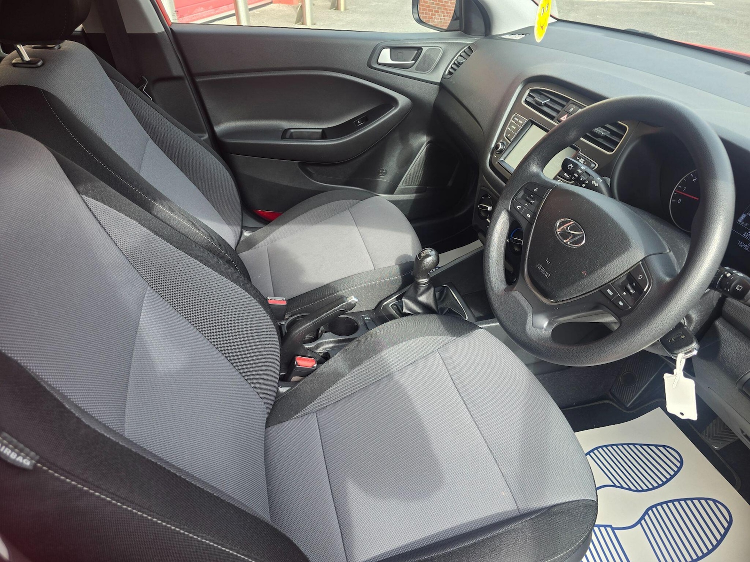 Used Hyundai i20 2018 for sale - 76988434: Photo 22