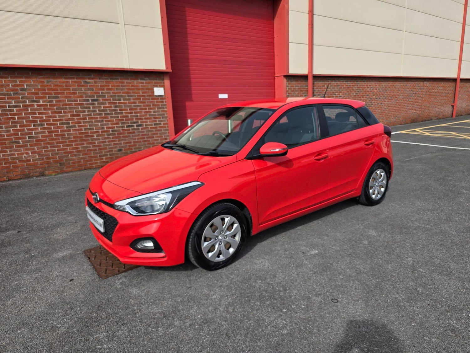 Used Hyundai i20 2018 for sale - 76988434: Photo 9