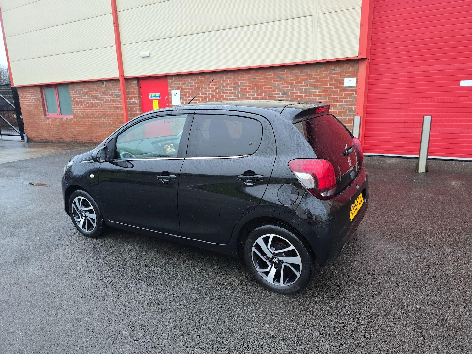 Used Peugeot 108 2015 for sale - 77510625: Photo 14