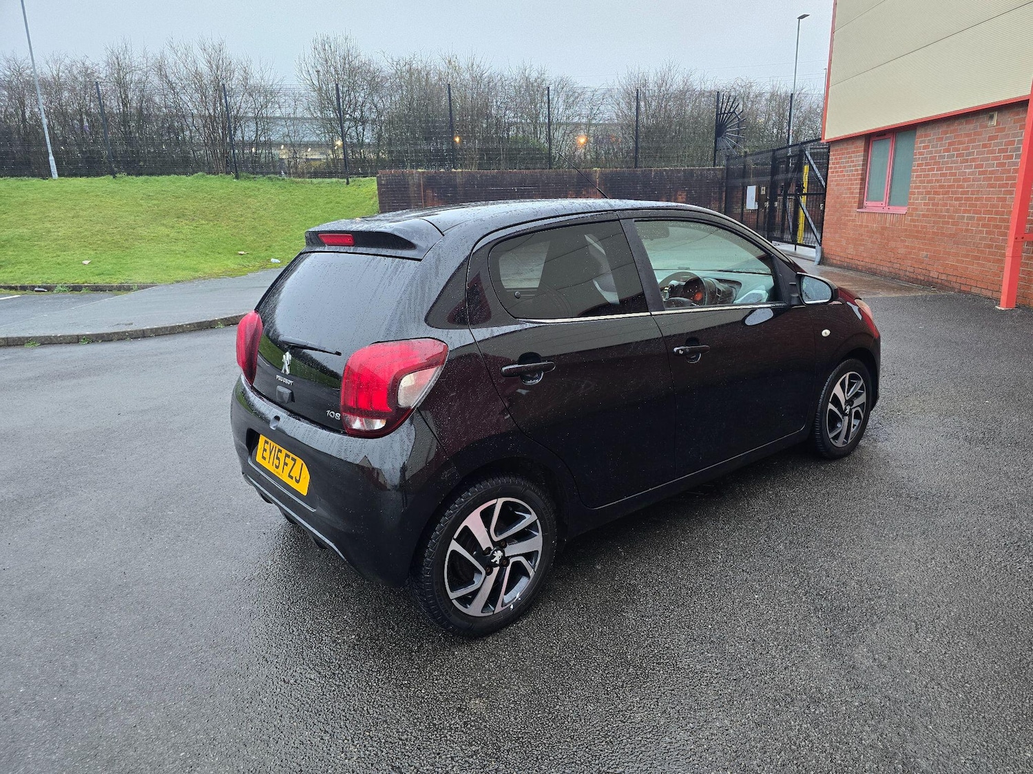 Used Peugeot 108 2015 for sale - 77510625: Photo 22