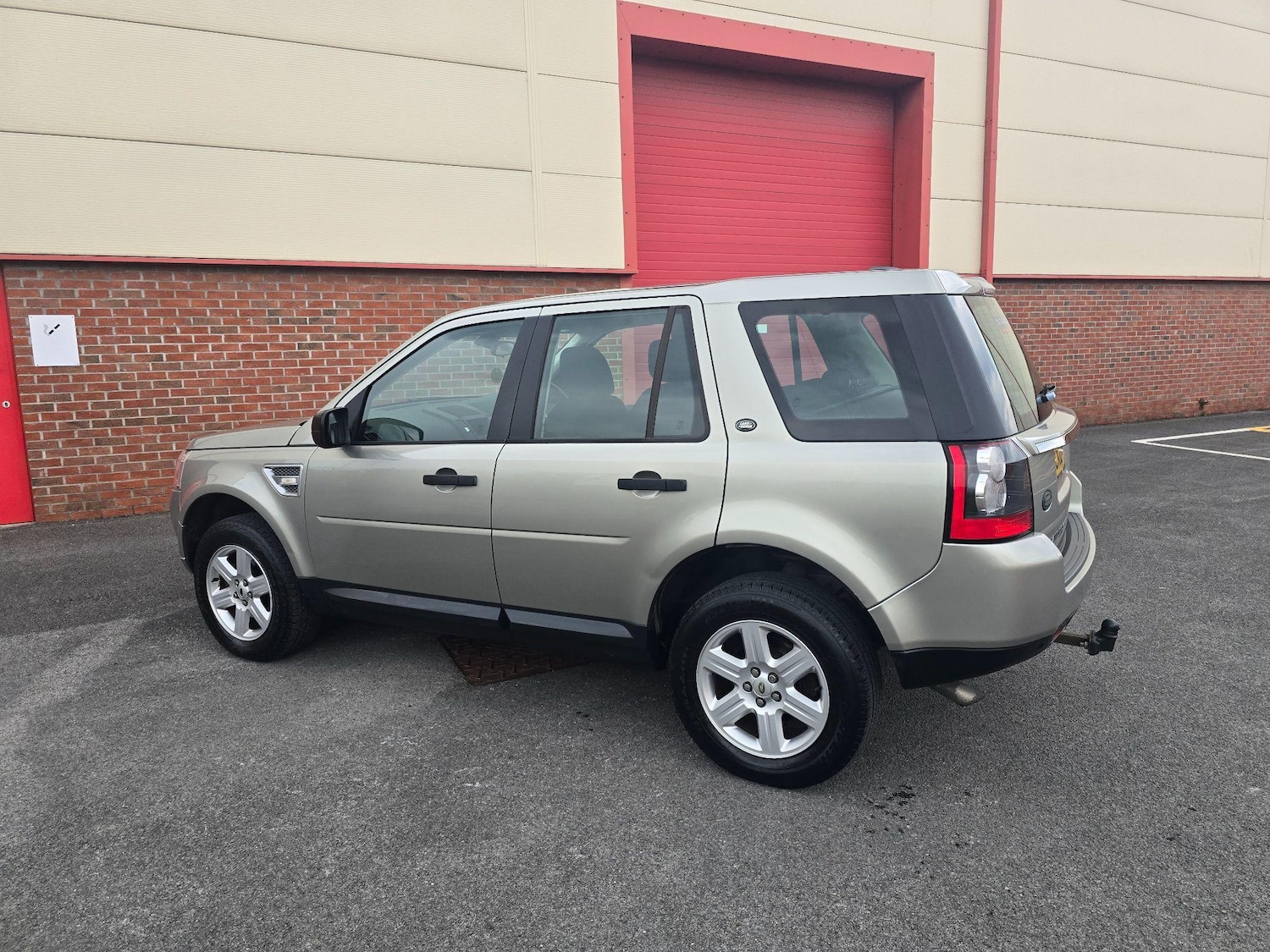 Used Land Rover Freelander 2 for sale - 76997310: Photo 7