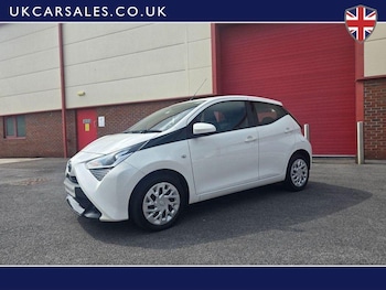 Used Toyota AYGO 2019 for sale - 76991136: Photo