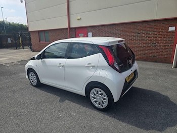 Used Toyota AYGO 2019 for sale - 76991136: Photo