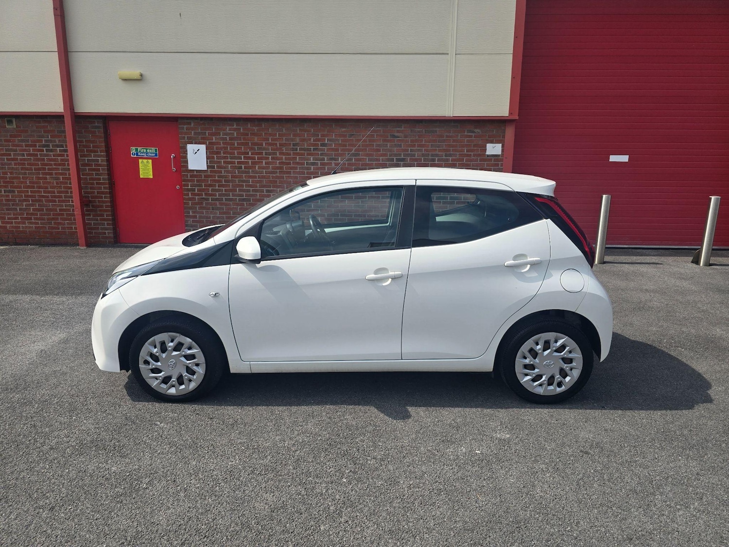 Used Toyota AYGO 2019 for sale - 76991136: Photo 4
