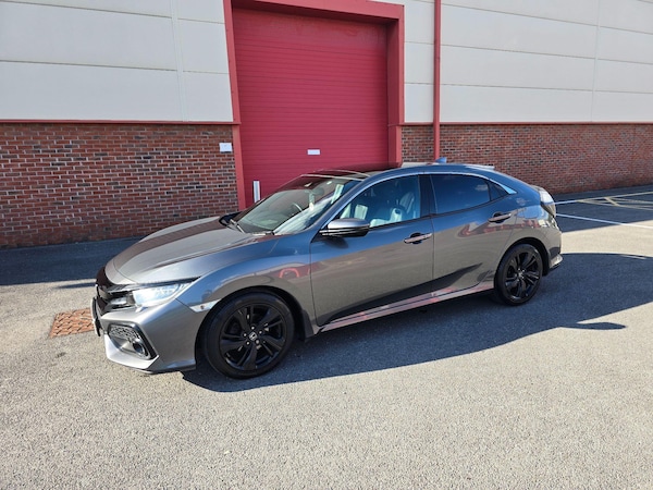 Used Honda Civic 2019 for sale - 76031568: Photo 2