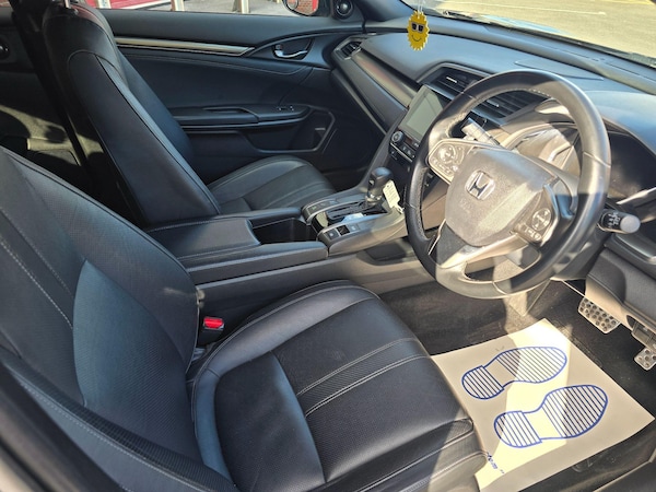 Used Honda Civic 2019 for sale - 76031568: Photo 3