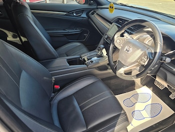 Used Honda Civic 2019 for sale - 76031568: Photo 3
