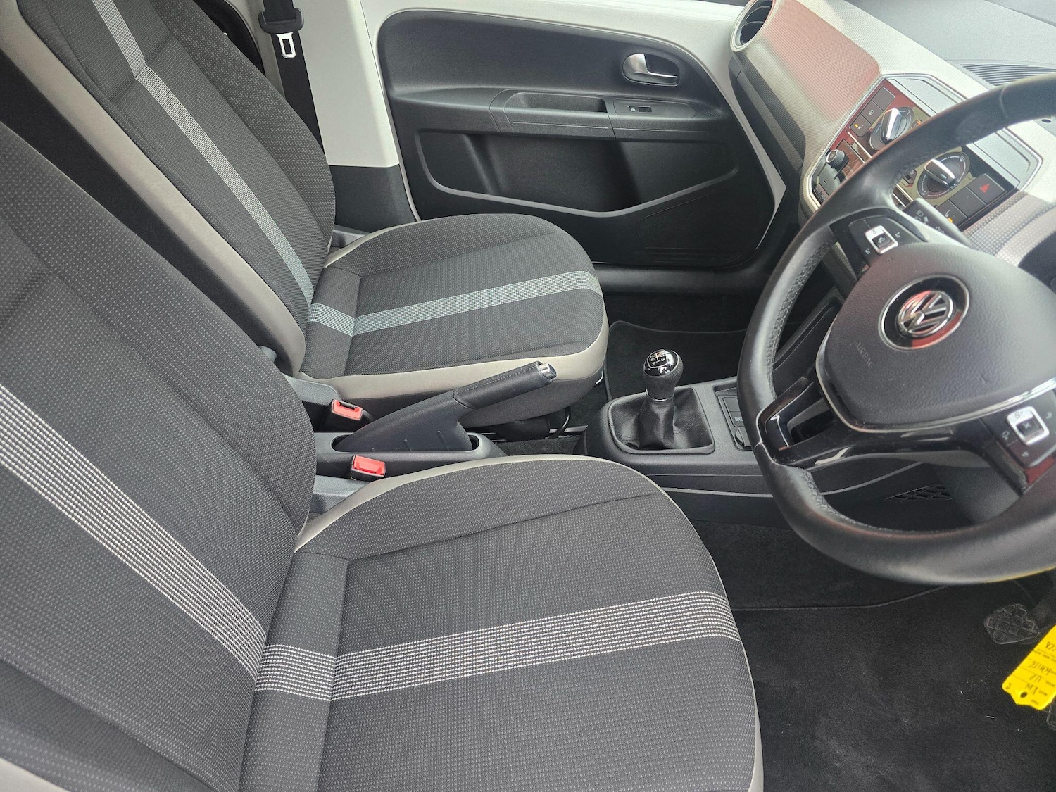 Used Volkswagen up! 2016 for sale - 77510978: Photo 22