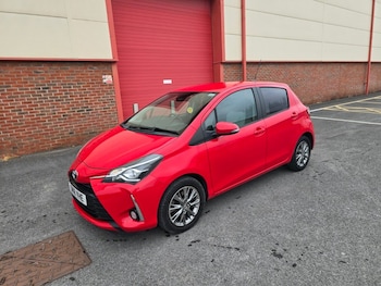 Used Toyota Yaris 2018 for sale - 79494041: Photo