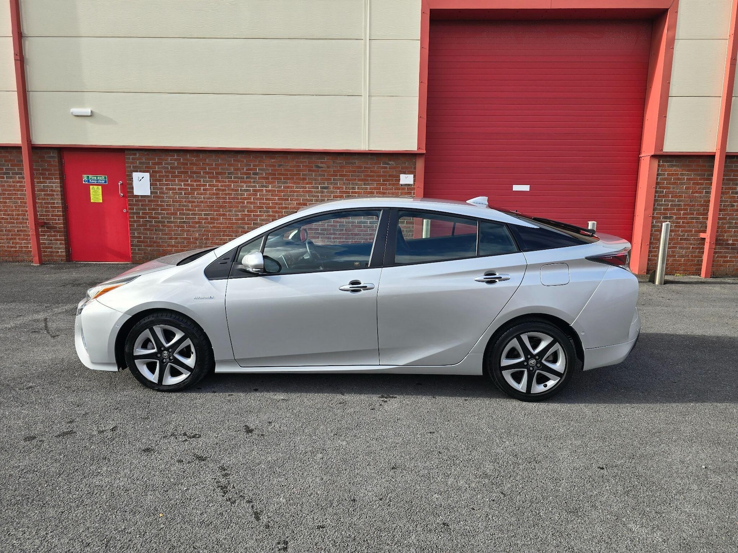 Used Toyota Prius 2018 for sale - 76991471: Photo 11