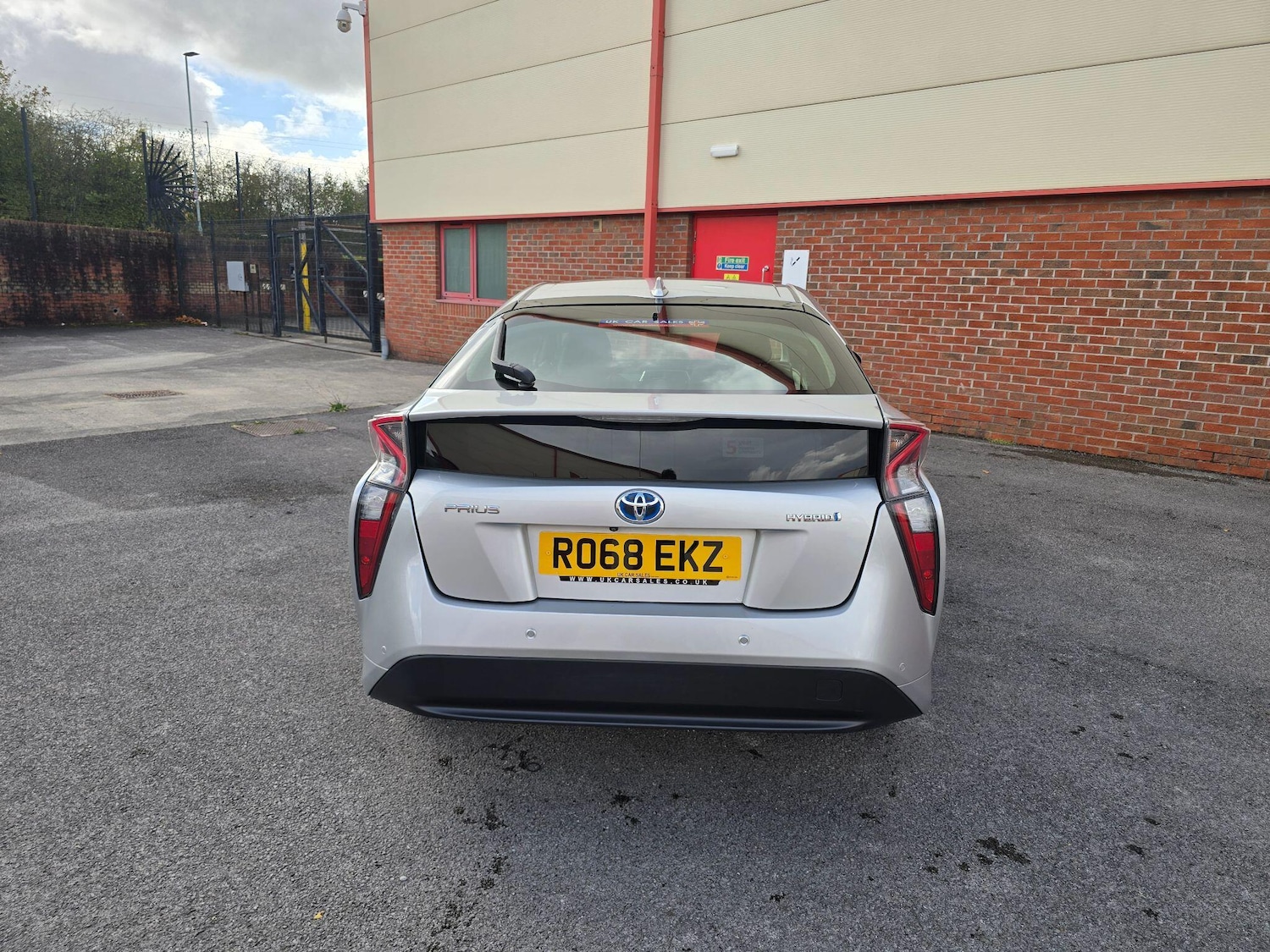 Used Toyota Prius 2018 for sale - 76991471: Photo 12